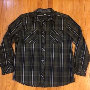 Rock & Republic easy care fabric button down shirt size XL